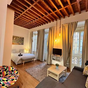 Studio met een King Size Bed